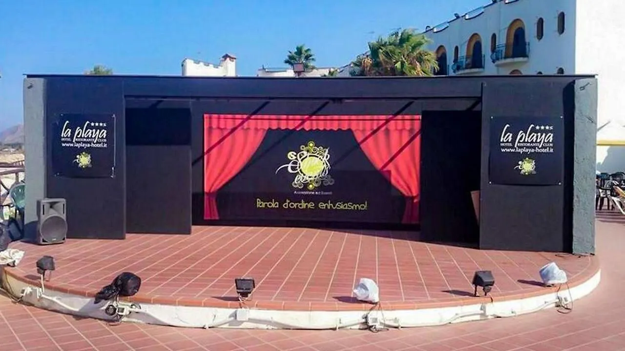 Hotel Club La Playa Patti 3*,  Italia